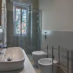 Max's House