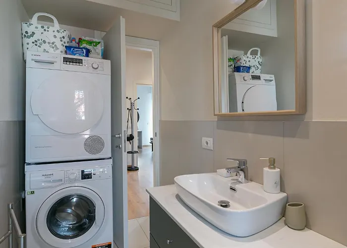 Max's House Apartment
